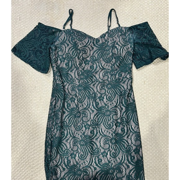 Womens Off the‎ shoulder dress Size 11 Green Lace Mermaid Party Coquette - Picture 2 of 8